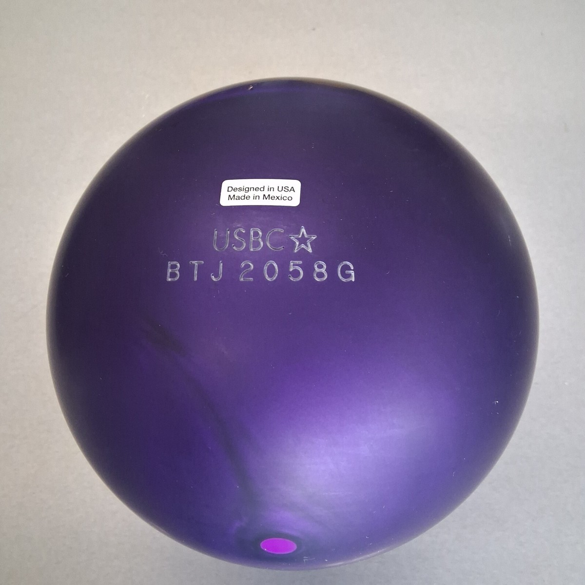 Hammer Purple Pearl Urethane purple pin bowling ball 15 LB Hammer Purple Pearl Urethane purple pin bowling ball 15 LB