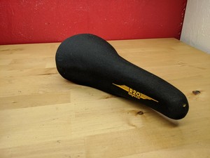 avocet bike seat