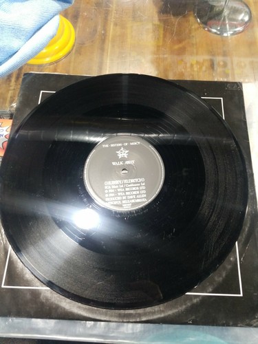 The Sisters Of Mercy Walk Away Poison Door On The Wire L.p. Single Vg+ Shape uk - Picture 3 of 3