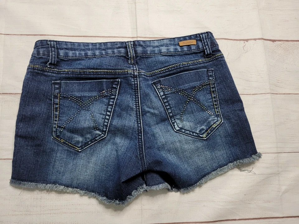 Pantalones cortos de mezclilla grandes cortados Papaya para mujer Foto 2 de 4