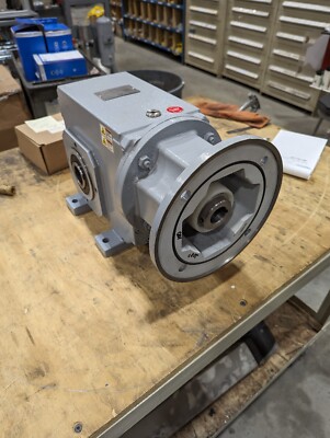 Stober Drive Gear Box K402SNG0175MR200/180 NEW