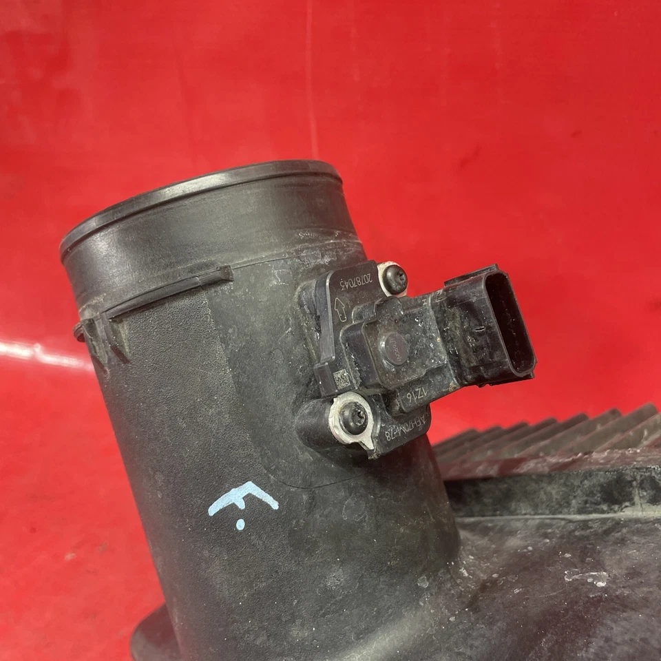 Cadillac CTS 2012 filtro de aire caja resonador 20880140 (R) Foto 2 de 4