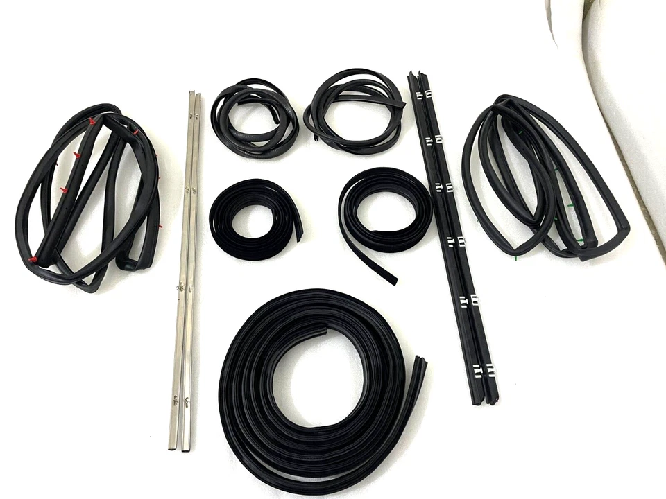 Suzuki Samurai SJ410 SJ413 Door Window Trim Molding Seal Garnish Whisker |Fit Foto 2 de 4