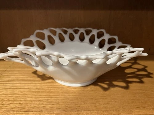 Westmoreland Milk Glass Bowl In Doric Open Lace Pattern