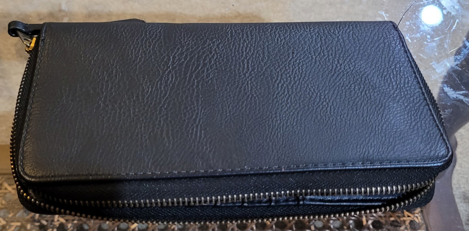Black Women’s Zip-Around Wallet Organizer with Credit Card Slots & Coin Pocket