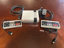 AUTHENTIC Nintendo Classic Edition Mini With Complete US NES Library