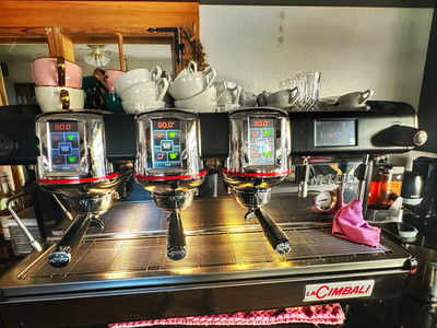 La Cimbali M100 3-gruppig Espressomaschine Edelstahl Touch-Displays halbautom.