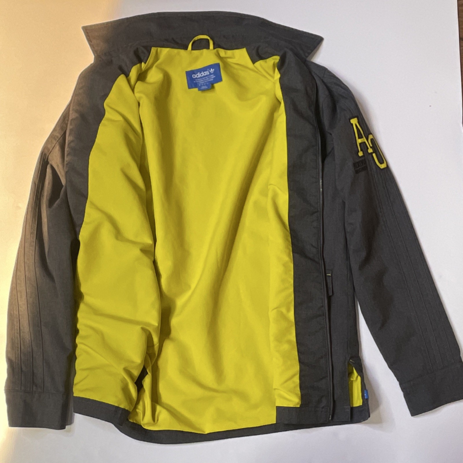 RARE Adidas Originals AO Workwear Cargo Utility Jacket Grey Yellow Mens Sz S image 10