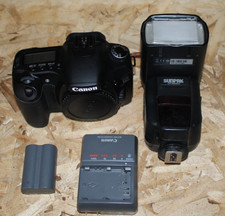 CANON EOS 30D DIGITAL SLR CAMERA BODY W SUNPAK DF3600U FLASH BAG FREE SHIPPING
