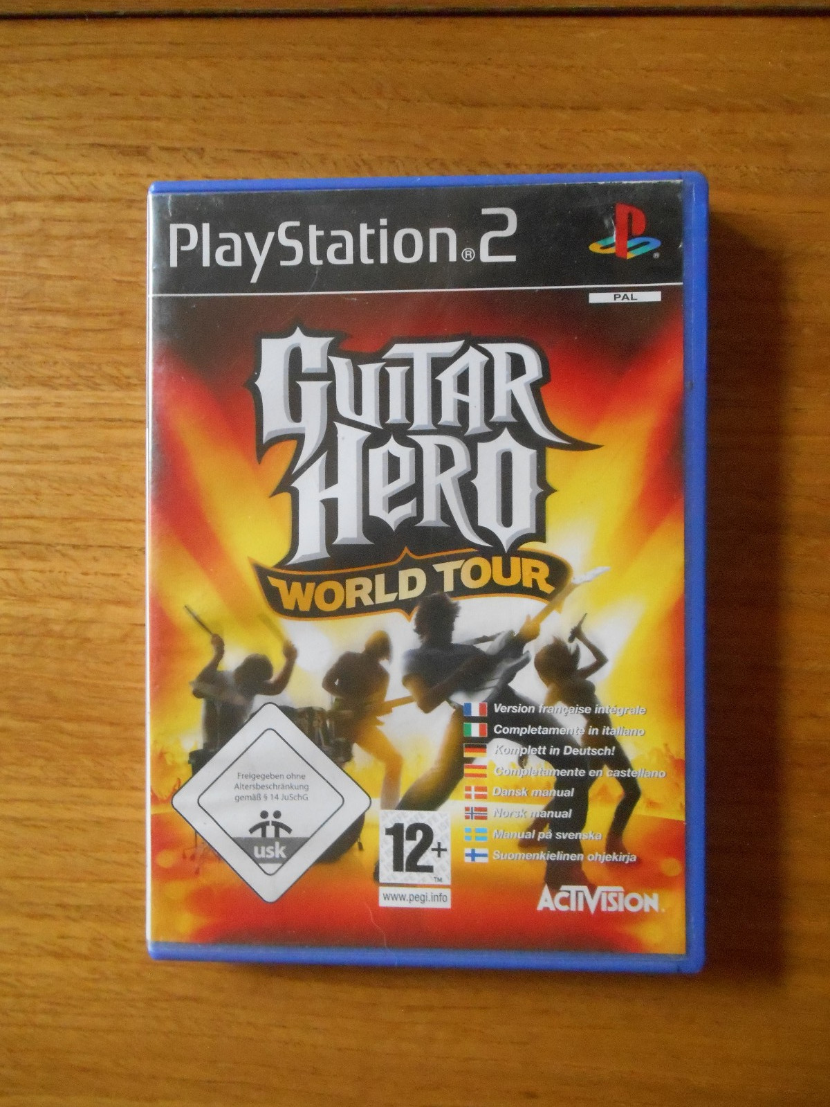 Guitar hero world tour ~~ Jeu PS2 Complet