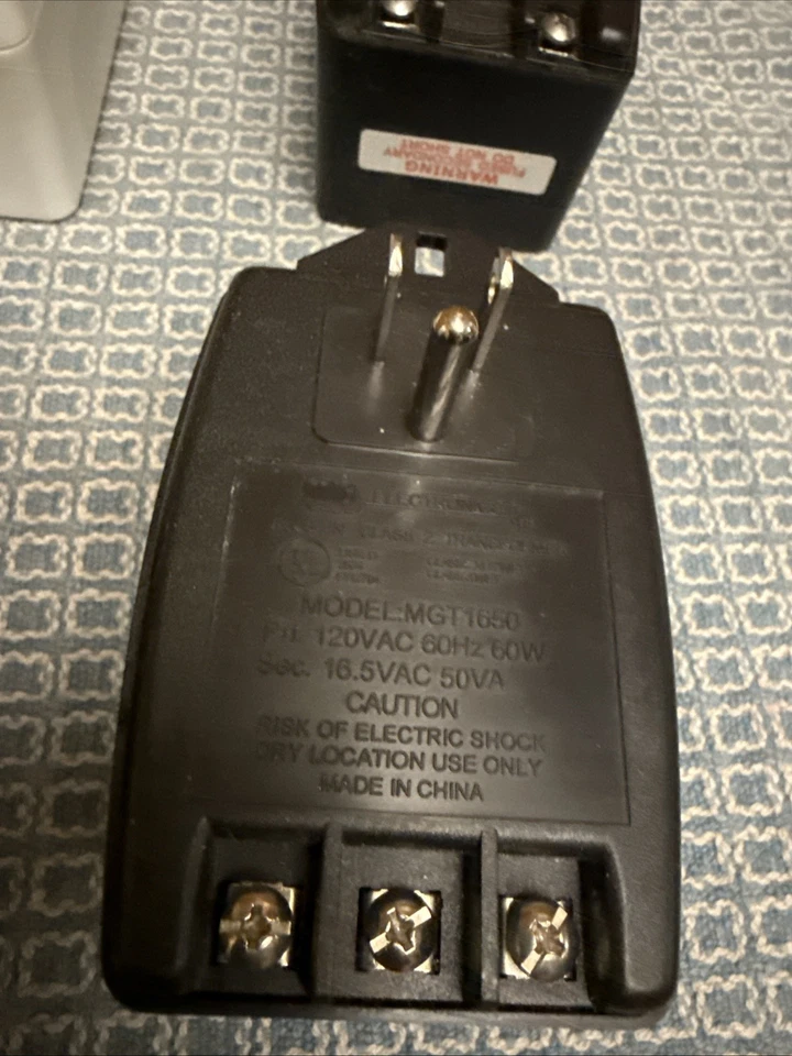 Transformador de Sistema de Seguridad MGT1650 Enchufe Clase 2 120 VAC 16.5 Mgt1640 Atw-1640al Foto 2 de 4