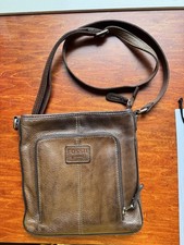 Fossil Brown Leather Crossbody Bag Organizer Zip Pockets Adjustable Strap
