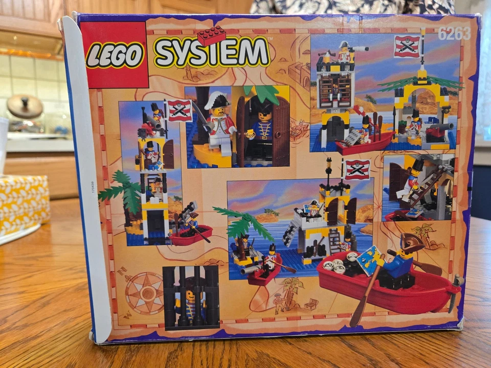 LEGO 6263 Imperial Outpost - 100% w/box & manual - Image 2 of 4