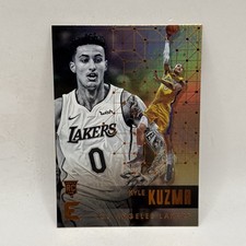 2017-18 KYLE KUZMA PANINI ESSENTIALS ROOKIE CARD RC #179 LA LAKERS WIZARDS UTAH. rookie card picture