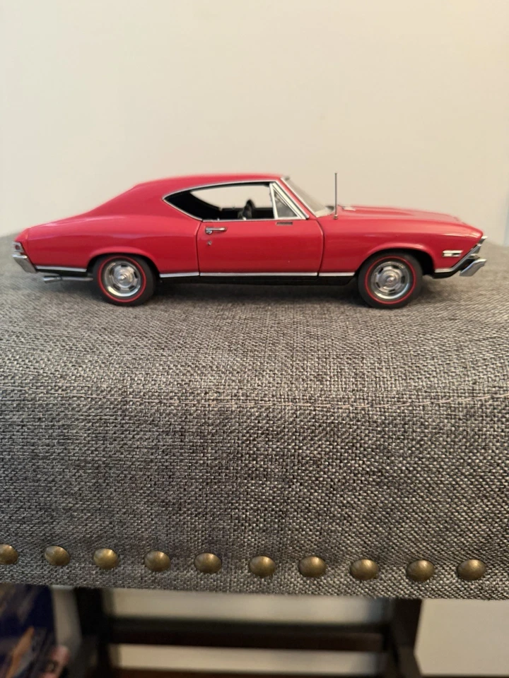Chevrolet Chevelle SS396 1968 1/24 DANBURY cupé rojo como nuevo Foto 3 de 4