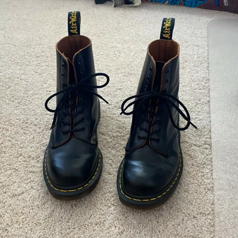 Dr Martens Vintage 1460 Black Quilon