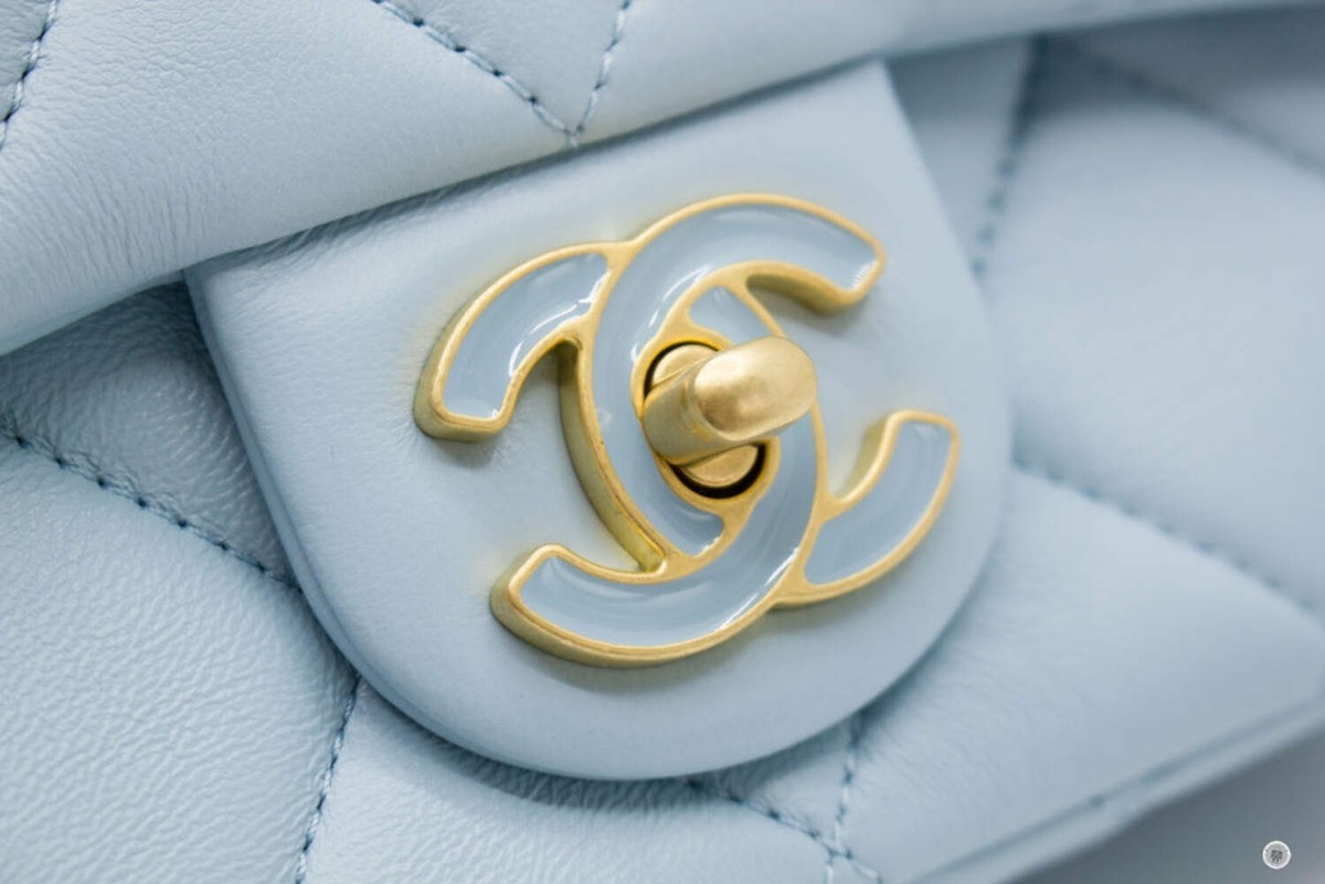 CHANEL 水色 NEW 22C CHANEL CC LOGO PRINTED FABRIC MULTICOLOR HIGH TOP