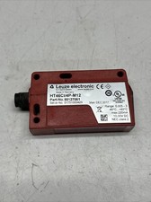 LUEZE HT46CI/4P-M12 sensor with background suppression, item number 50127061