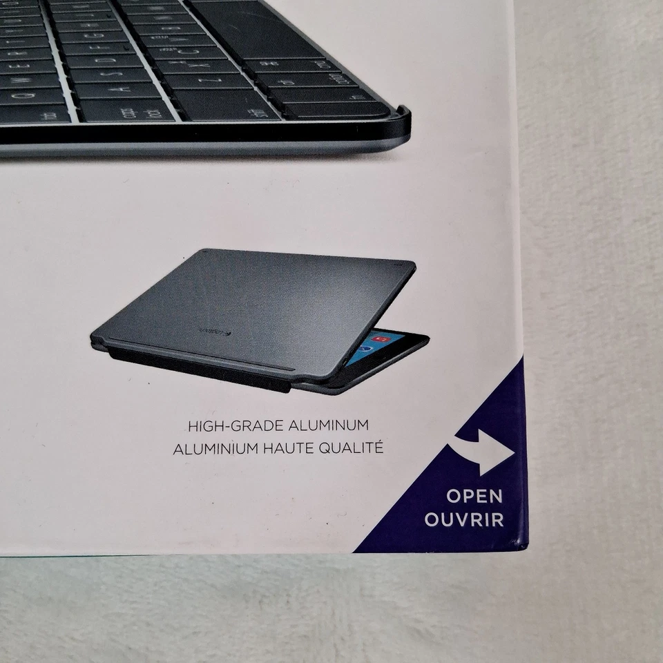 Cubierta de teclado con clip magnético ultrafino Logitech para iPad Air Foto 3 de 4