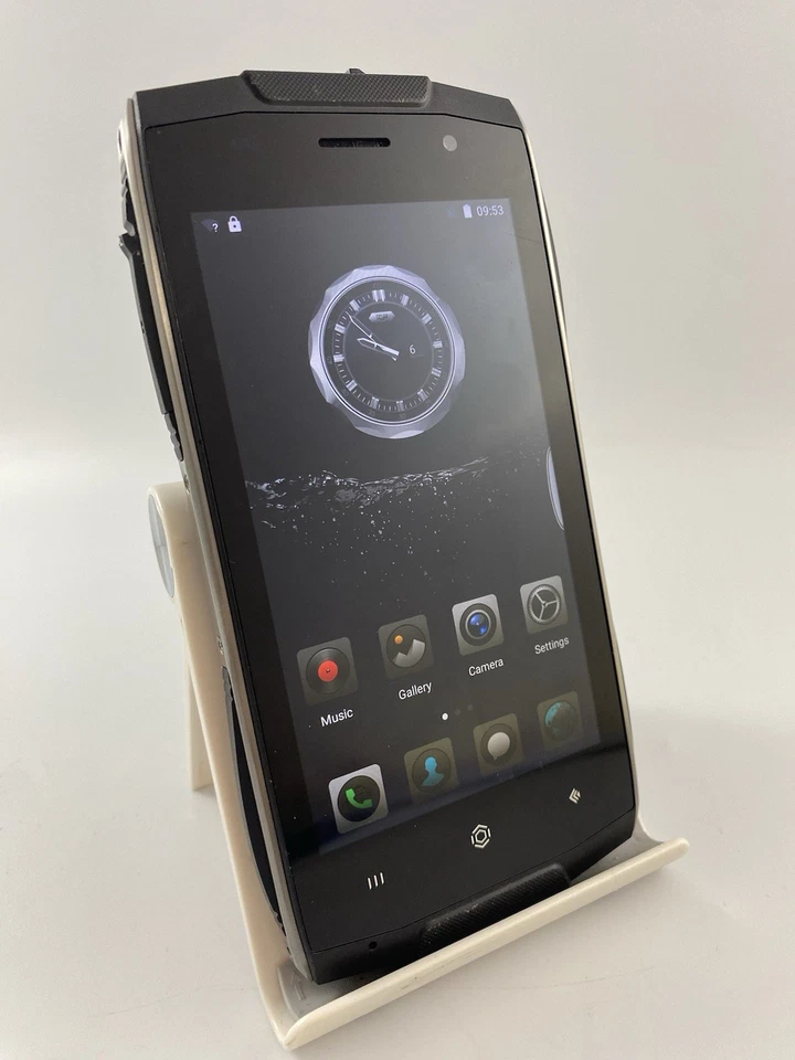 Homtom Z6 Black Unlocked 8GB 5.5" Dual Camera Android Go Rugged Smartphone - Image 4 of 4