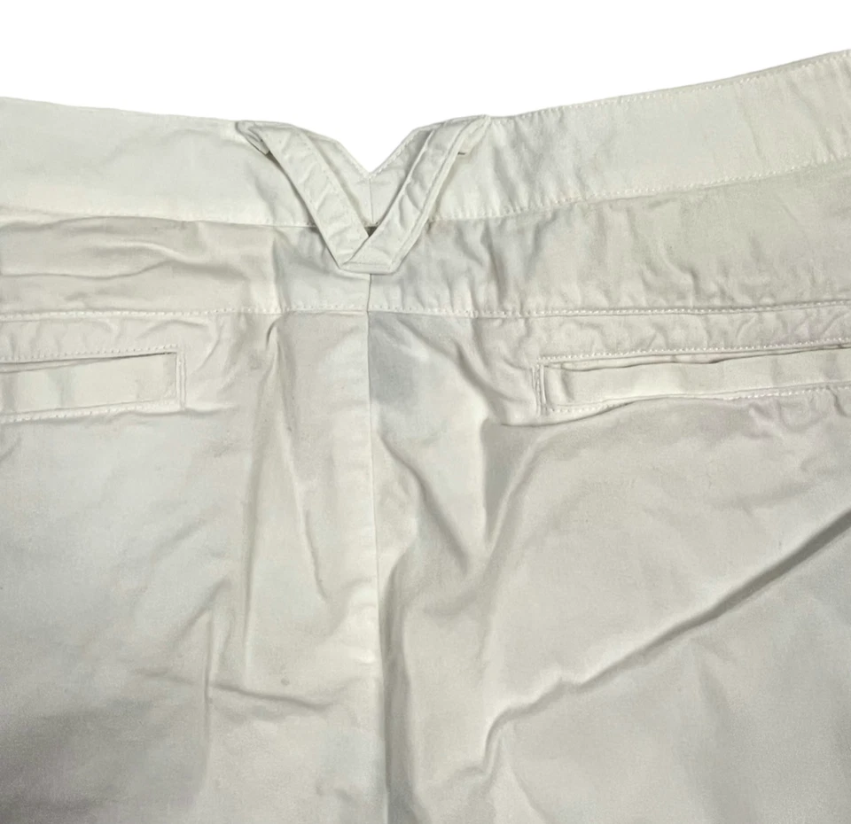Bermudas blancas Columbia para mujer 10 Foto 3 de 4