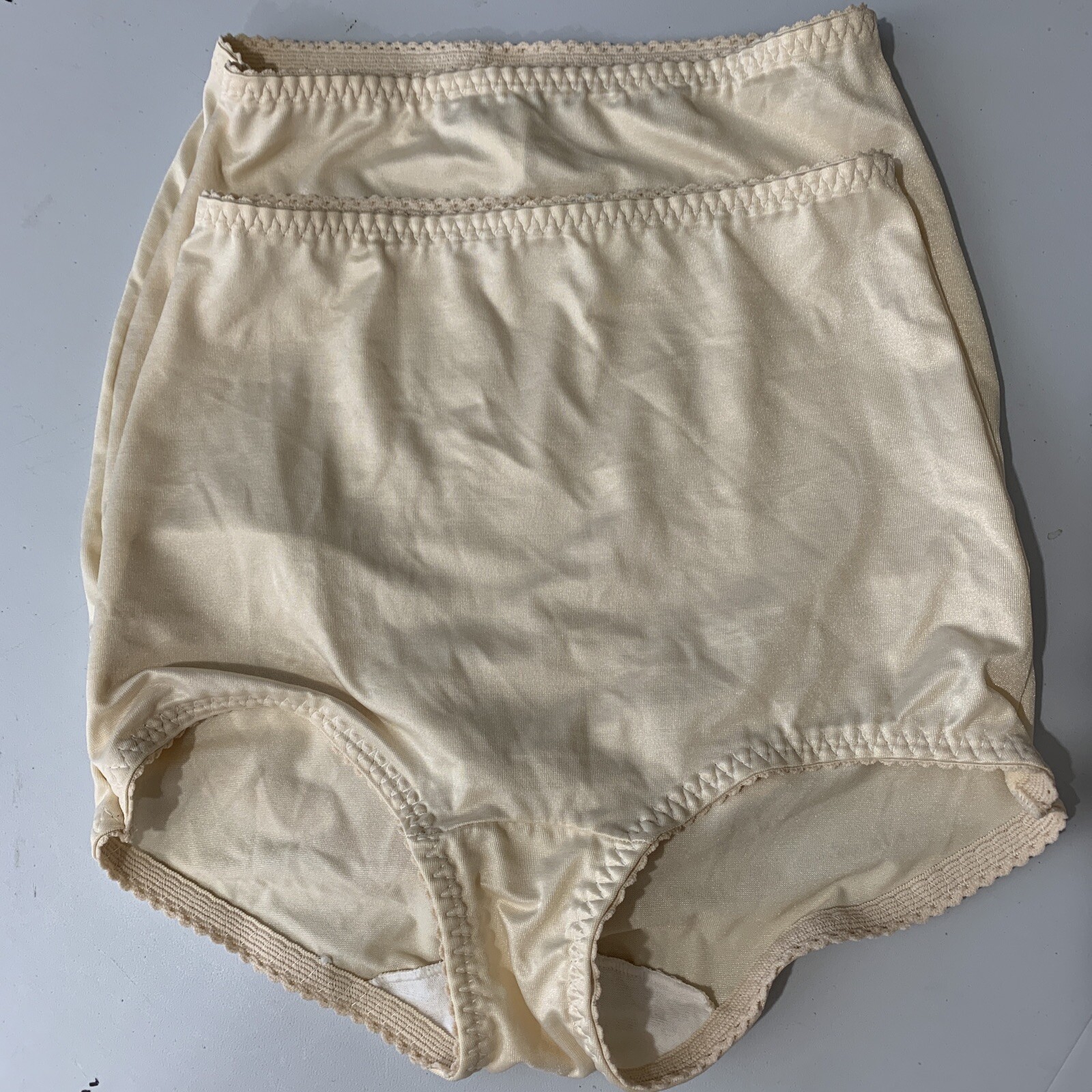 LOT OF 2 Hanes Her Way Beige Satin Girdle Shaper Panty 0500 VTG