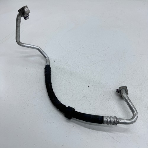 VW PASSAT B6 AIR CON PIPE HOSE 3C0820721R 2.0 TDI CBDC 05-10 - Picture 1 of 13
