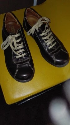 where are camper shoes made