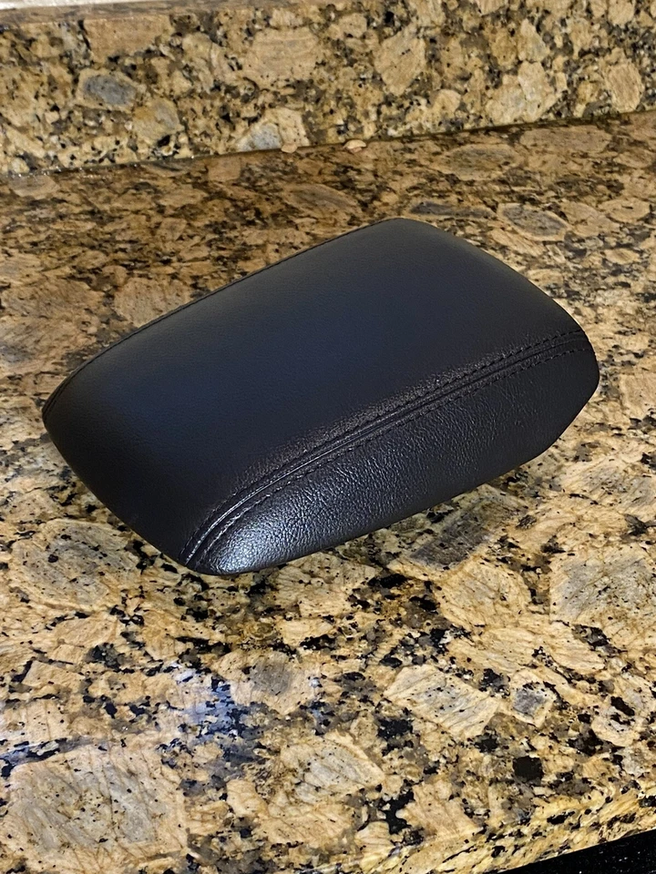 Apoio de braço 2015 2016 2017 2018 Ford Focus console central tampa couro preto fabricante de equipamento original - Imagem 3 de 4