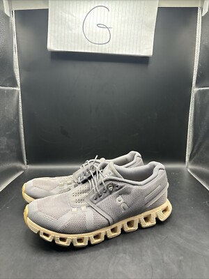 ON Running Cloud 5 Women's Sneaker Grey Peach  Shoes US 7.5 Zinc / Shell