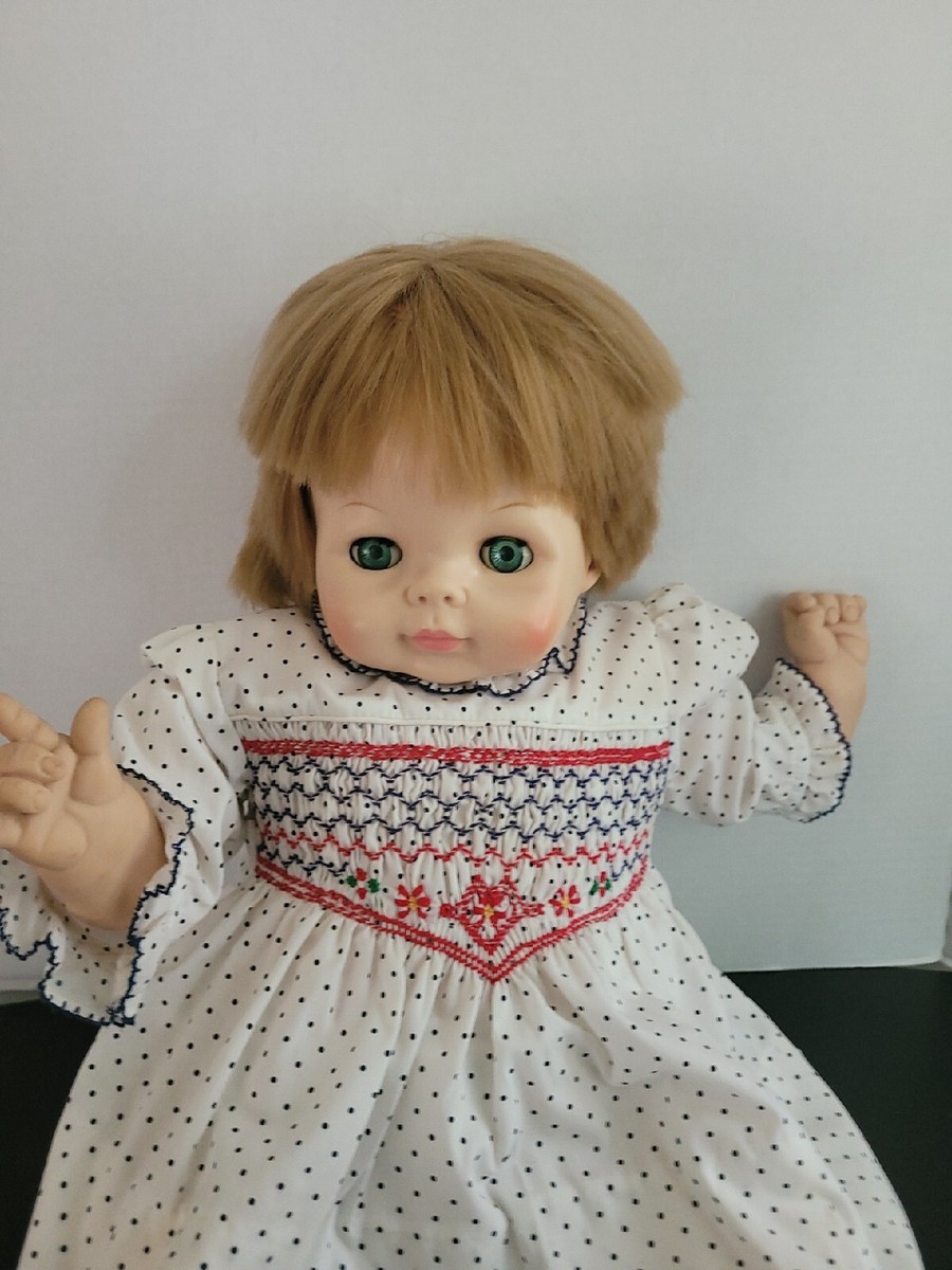 Vogue Baby Dear One Doll 23” Blonde Hair Green Eyes Cryer Vogue Baby Dear One Doll 23” Blonde Hair Green Eyes Cryer