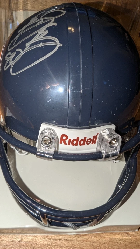 Chicago Bear Бернард Берриан.  Мини-футбольный шлем с автографом Riddell - Изображение 3 из 4