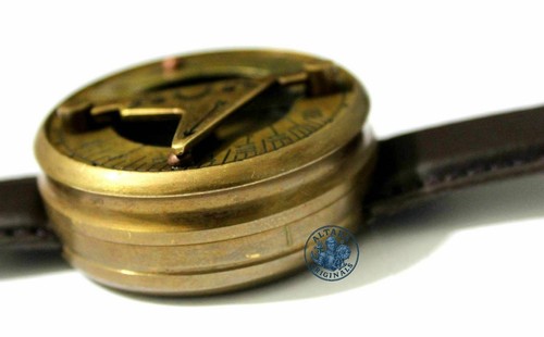 Marine Nautical Sundial Compass Wrist Watch – Vintage Brass Working Timepiece - 第 3/9 張圖片