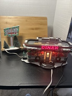 Dept 56 Snow Village Shelly's Diner 2 Piece Lighted Set. Sign Don’t Lite