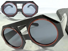 OVERSIZED Exaggerated Vintage Retro Style SUNGLASSES Large Black Frame Dark Lens