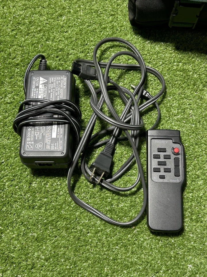 Sony Video Camera CCD-TRV65 Handycam 8mm Hi-8 Camcorder Night Vision Tested Work - Image 2 of 4