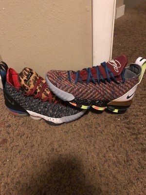 yeezy lebron 16