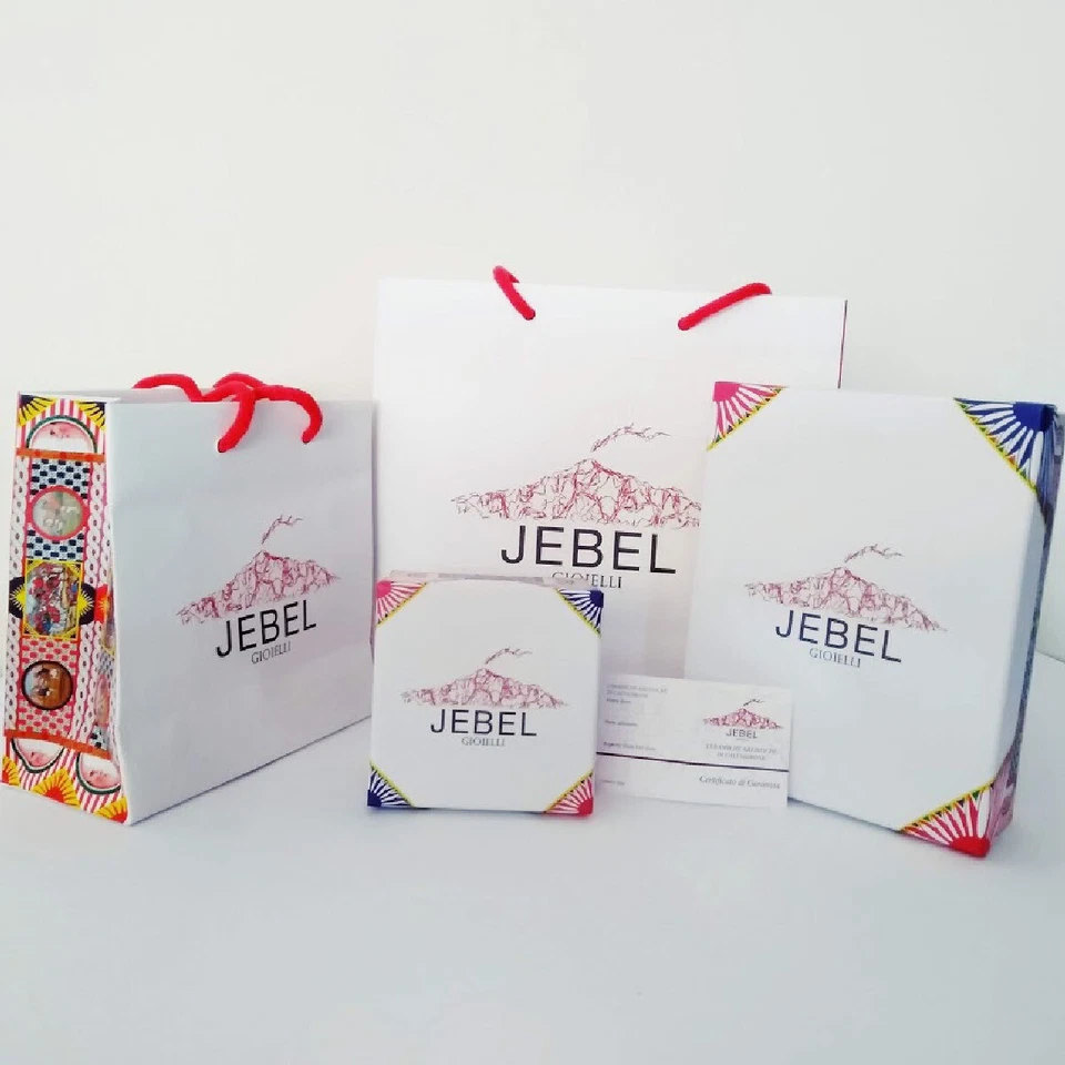 collana con pietre dure - Immagine 3 di 3