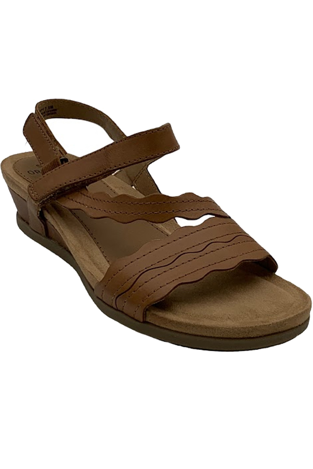 Асимметричный ремешок на танкетке из маковой альпаки земного происхождения 8490₽