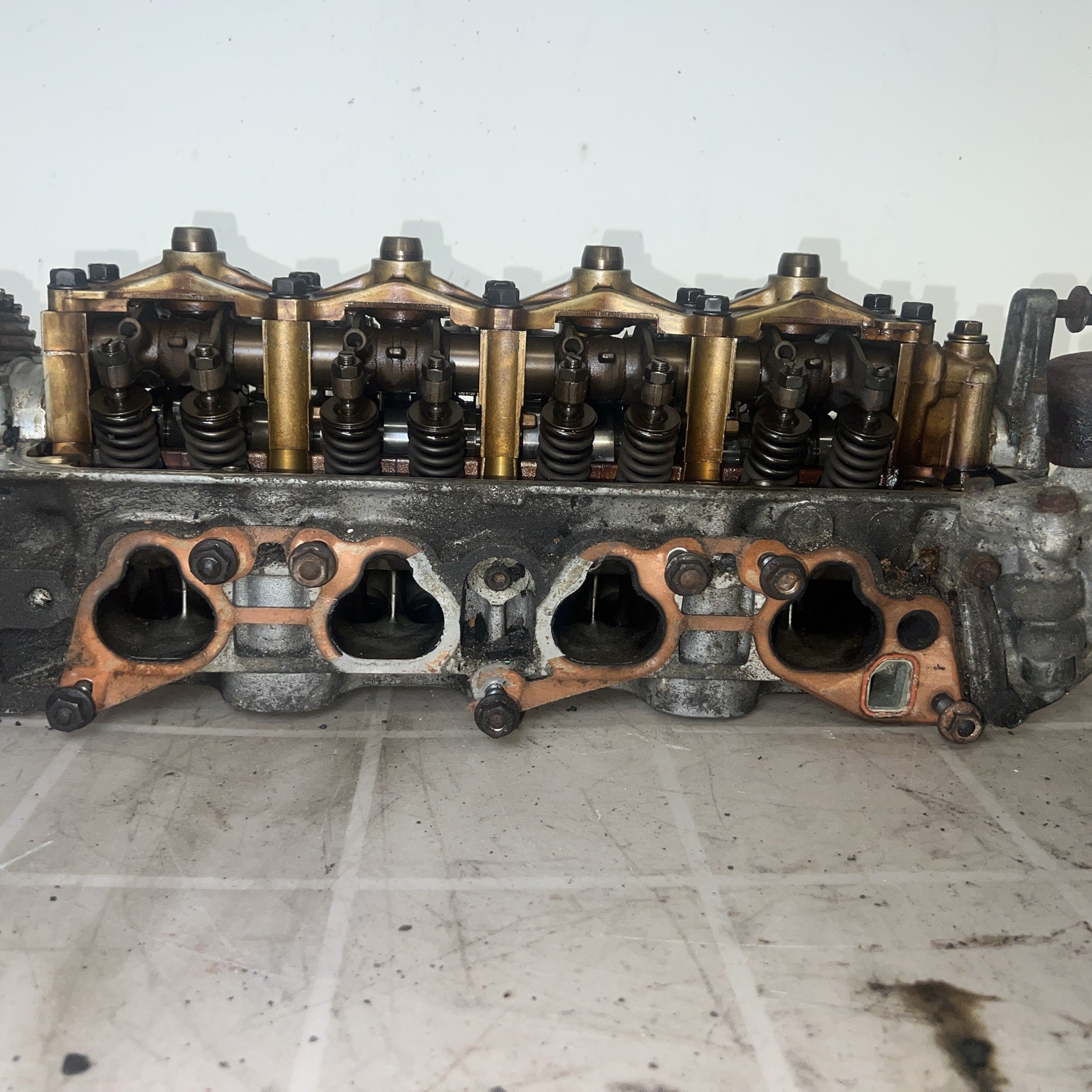 92-95 Honda Civic EX/Si D16Z6 Cylinder Head Used Assembly VTEC SOHC 