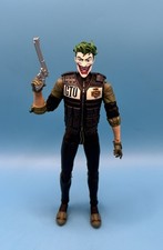 McFarlane DC Multiverse The Joker  GTO Outfit  7    Figure Batman White Knight