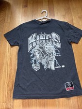 Michelle & Ness LA Kings T-shirt Women s Medi...