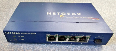 NETGEAR DS104 - 4 Port Ethernet Hub, Fast Ethernet - 10Base-T, 100Base-TX