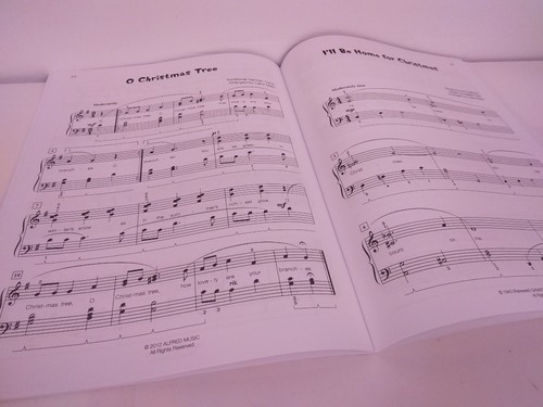 Alfred Famous & Fun 10 Piano Christmas Arrangements Music Book - New - Picture 10 of 12