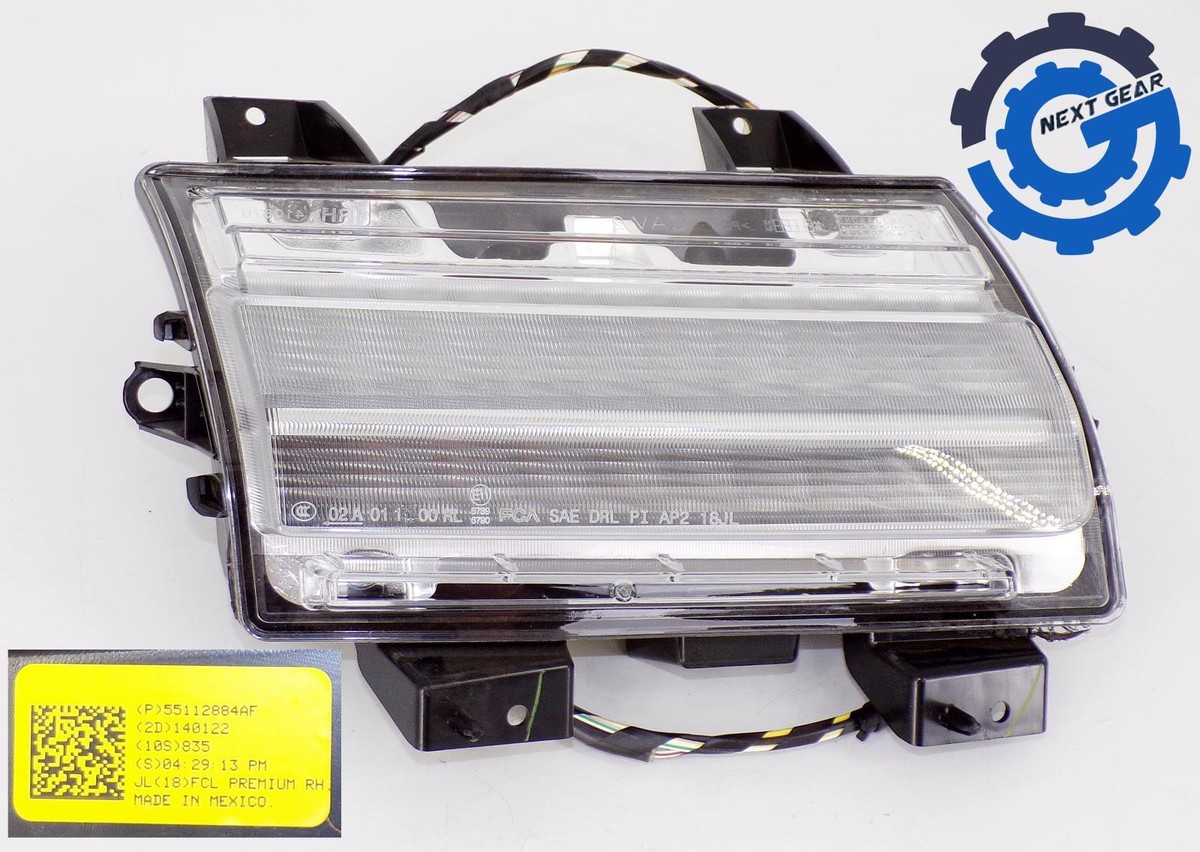 55112884AF New OEM Mopar Right Park and Turn Signal Lamp for 2018