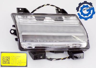 よっち 55112884AF New OEM Mopar Right Park and Turn Signal Lamp for 2018