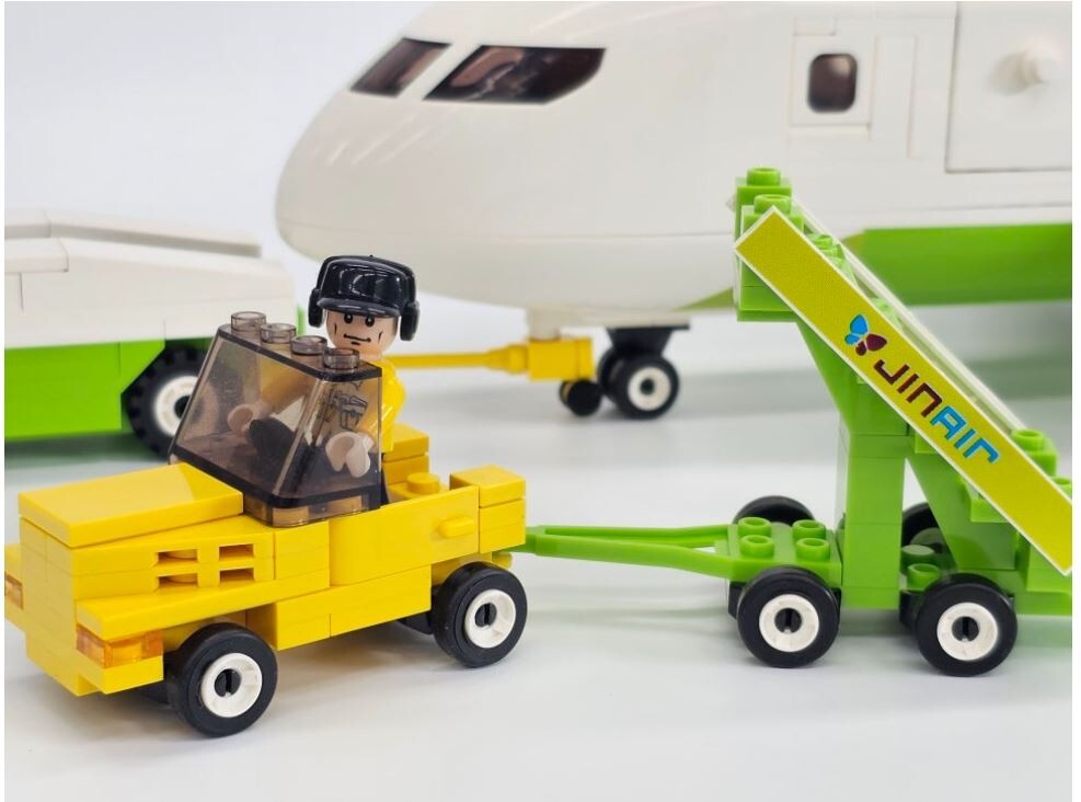 Oxford Block X Jin Air Aircraft Set (ST33376) / Express | eBay
