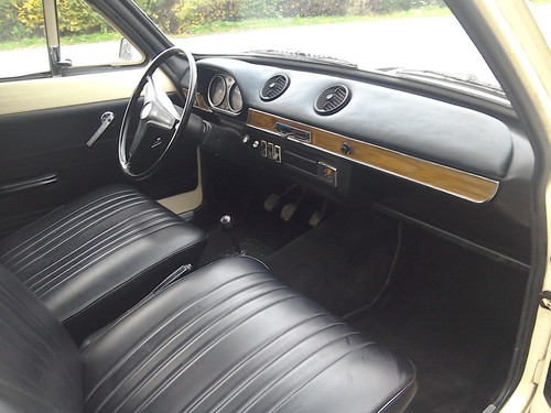 1974 Ford Escort mk1 1300l. Immaculate condition inside and out. - Picture 7 of 12