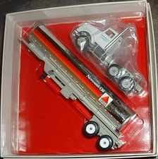 Citgo Gasoline Newcomb Oil Tanker '97 Winross Truck