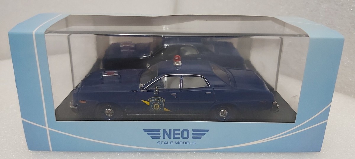 WOW Plymouth Fury Michigan State Police 1977 1:43 Neo 46451